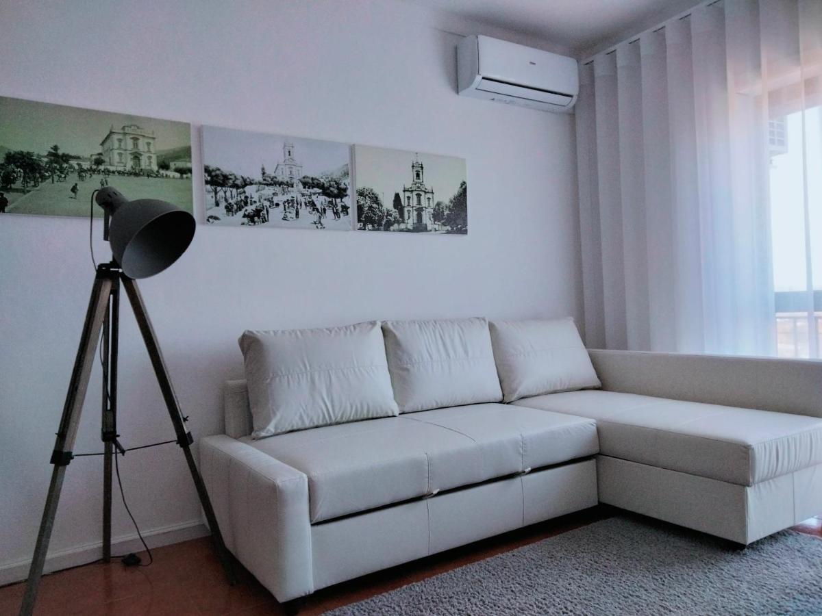 Casa Sandra - Apartamento Mariana Lousa  Bagian luar foto